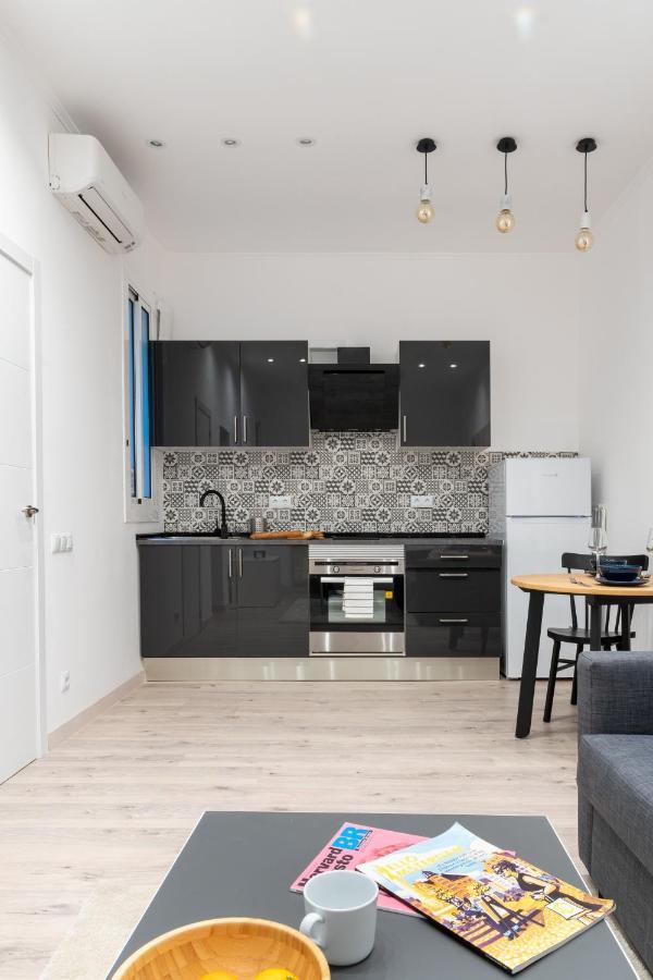 برشلونة Cozy Studio Apartment 5 Min From Camp Nou المظهر الخارجي الصورة